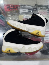 Load image into Gallery viewer, Jordan 9 Retro City of Flight