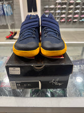 Load image into Gallery viewer, Nike Kyrie 2 Cavs