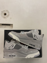 Load image into Gallery viewer, Jordan 4 Retro Frozen Moments (Women's)