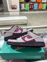 Load image into Gallery viewer, Nike SB Dunk Low Atmosphere Grey True Berry