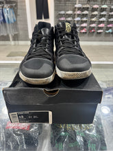 Load image into Gallery viewer, Nike Kyrie 3 BHM (2017)
