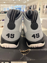 Load image into Gallery viewer, Jordan 9 Retro Barons