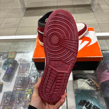 Load image into Gallery viewer, Jordan 1 Retro High OG Chicago Lost and Found