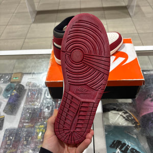 Jordan 1 Retro High OG Chicago Lost and Found