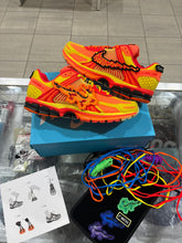 Load image into Gallery viewer, Nike Zoom Vomero 5 Doernbecher