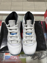 Load image into Gallery viewer, Jordan 11 Retro Legend Blue (2024) (GS)