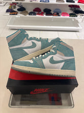 Load image into Gallery viewer, Jordan 1 Retro High Turbo Green