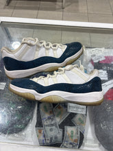 Load image into Gallery viewer, Jordan 11 Retro Low Snake Navy (2019)