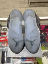 Load image into Gallery viewer, Jordan 5 Retro Wolf Grey (2026)