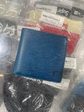 Load image into Gallery viewer, Vintage Louis Vuitton Blue Bifold Wallet