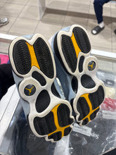 Load image into Gallery viewer, Jordan 13 Retro Blue Grey