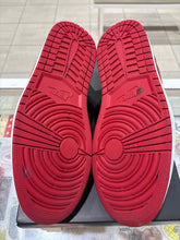 Load image into Gallery viewer, Jordan 1 Retro Low OG Banned