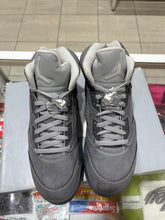 Load image into Gallery viewer, Jordan 5 Retro Wolf Grey (2026)