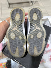Load image into Gallery viewer, Jordan 11 Retro Low Cool Grey