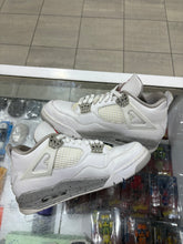 Load image into Gallery viewer, Jordan 4 Retro White Oreo (2021)