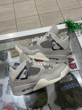 Load image into Gallery viewer, Jordan 4 Retro Frozen Moments (Women&#39;s)