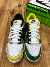 Load image into Gallery viewer, Nike Dunk Low What the Duck Away University of Oregon PE