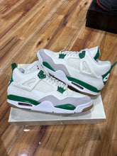 Load image into Gallery viewer, Jordan 4 Retro SB Pine Green