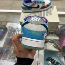 Load image into Gallery viewer, Nike SB Dunk Low Futura Laboratories Bleached Aqua