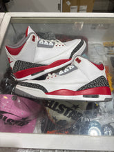 Load image into Gallery viewer, Jordan 3 Retro Fire Red (2022)