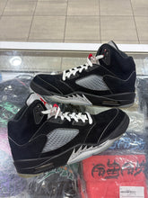 Load image into Gallery viewer, Jordan 5 Retro OG Black Metallic Reimagined