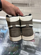 Load image into Gallery viewer, Jordan 1 Retro High Dark Mocha