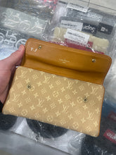 Load image into Gallery viewer, Vintage Louis Vuitton Beige Monogram Long Wallet