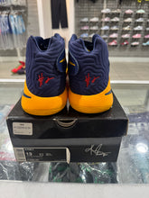 Load image into Gallery viewer, Nike Kyrie 2 Cavs