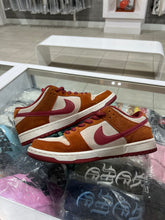 Load image into Gallery viewer, Nike SB Dunk Low Pro Dark Russet Cedar