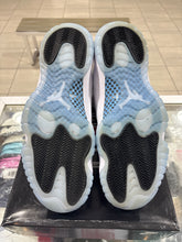 Load image into Gallery viewer, Jordan 11 Retro Legend Blue (2024)