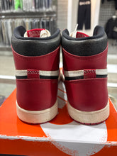 Load image into Gallery viewer, Jordan 1 Retro High OG Chicago Lost and Found