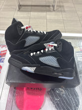 Load image into Gallery viewer, Jordan 5 Retro OG Black Metallic Reimagined