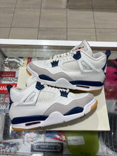 Load image into Gallery viewer, Jordan 4 Retro SB Navy