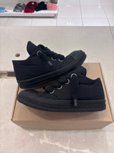 Load image into Gallery viewer, Rick Owens Jumbo Lace Recycled Puffer Low Black