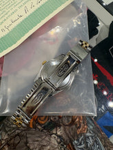 Load image into Gallery viewer, 1975 Two Toned 36mm Rolex Datedust 1601