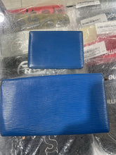 Load image into Gallery viewer, Vintage Louis Vuitton Blue Epi Bi Fold Long Wallet &amp; ID Holder