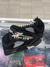 Load image into Gallery viewer, Jordan 5 Retro OG Black Metallic Reimagined