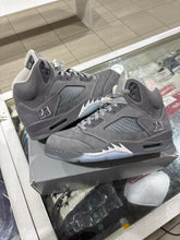Load image into Gallery viewer, Jordan 5 Retro Wolf Grey (2026)