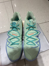 Load image into Gallery viewer, Nike Kyrie 5 Spongebob Squidward