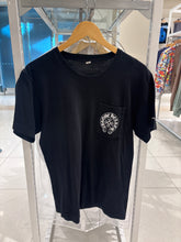 Load image into Gallery viewer, Chrome Hearts Horse Shoe Logo Pocket T-Shirt Black