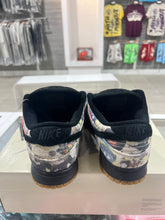 Load image into Gallery viewer, Nike SB Dunk Low Supreme Rammellzee