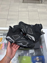 Load image into Gallery viewer, Jordan 6 Retro Cap and Gown