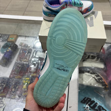 Load image into Gallery viewer, Nike SB Dunk Low Futura Laboratories Bleached Aqua