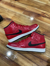 Load image into Gallery viewer, Jordan 1 Mid Gym Red Black Patent