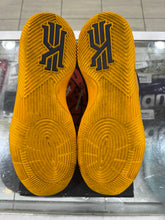 Load image into Gallery viewer, Nike Kyrie 2 Cavs