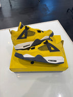 Jordan 4 Retro Lightning (2021)