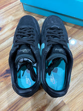 Load image into Gallery viewer, Nike Air Force 1 Low Tiffany &amp; Co. 1837