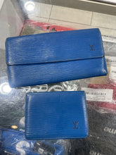 Load image into Gallery viewer, Vintage Louis Vuitton Blue Epi Bi Fold Long Wallet &amp; ID Holder