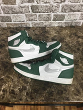 Load image into Gallery viewer, Jordan 1 Retro High OG Gorge Green