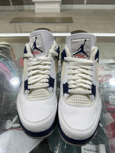 Load image into Gallery viewer, Jordan 4 Retro Midnight Navy